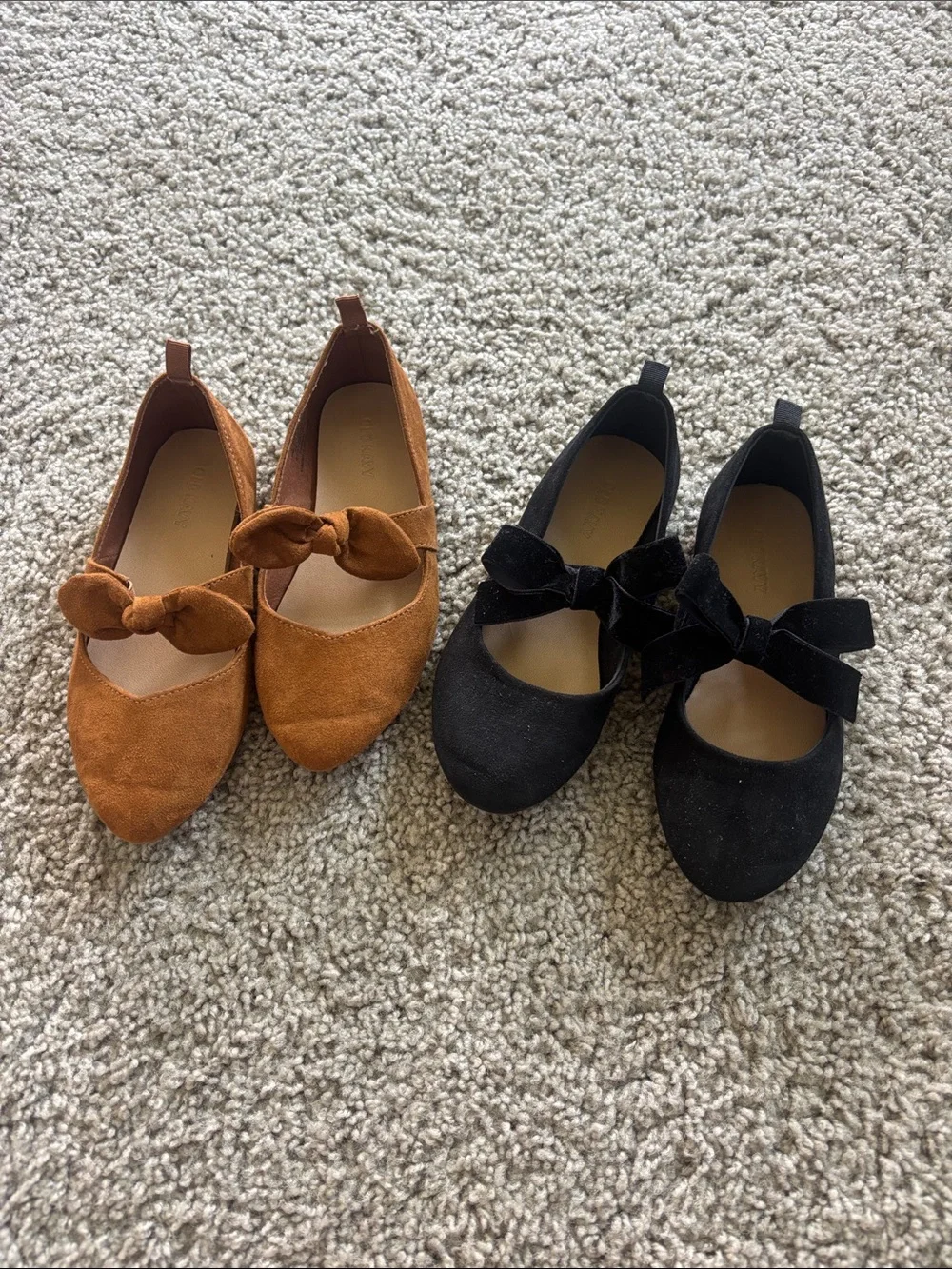 Old Navy Girls Bow Ballet Flats in Brown and Black